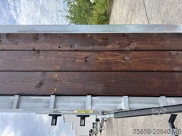 Möslein T 3-9,20 F 3 Achs Tieflader mit gerader Ladefläche 9 m, Neufahrzeug