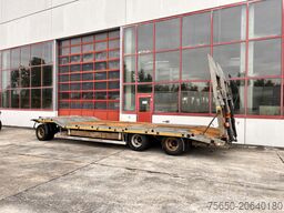 Möslein TF3 Schwebheim  3 Achs Tiefladeranhänger