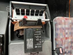 IVECO ML 120E18 Abrollkipper/Kran-Mulde/Funk/Seilwinde