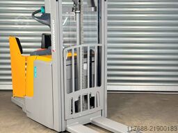 Jungheinrich ERC 212 - Service Neu - Batterie 80% - 2,5m Hub