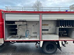 Mercedes-Benz LP 813 4x2 TLF8/18