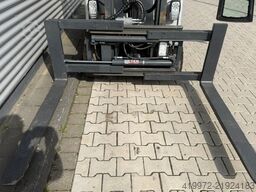 Servis Obráběcích Strojů, S.r.o. Servis Obráběcích Strojů, S.r.o. Servis Obráběcích Strojů, S.r.o.