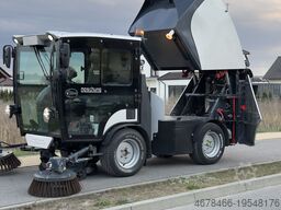 Boschung Urban Sweeper S2.0 Powered by Electric