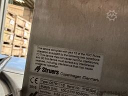 Struers Labotom-5