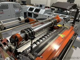 Robust 800 Roll-to-Sheet Slitter