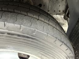 MAN TGL 12.250 4X2 BL Kran MKG 116 a2