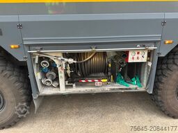 Rosenbauer Panther Flughafen- Feuer - Löschfahrzeug