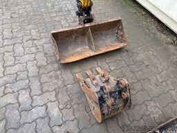 JCB 16C-1 /2022 BJ/ 779 H / verbr. Laufwerk/2xLöffel