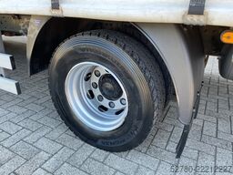 DAF LF220