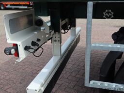 Max Trailer MAX 210  Heavy Duty Flat bed 2x extendable, 3x ...