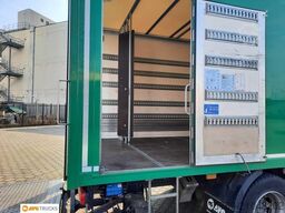 MERCEDES-BENZ 1827 L ACTROS Koffer 7,35 m mit Tür + LBW 2t