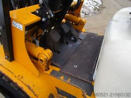 Halla HDF30 - Triplex-Freihub + neuer Seitenschieber