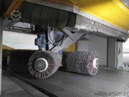 Fladder Danmark A/S 300/Gyro 1300 VAC