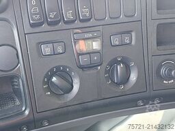 SCANIA P320 6x2*4