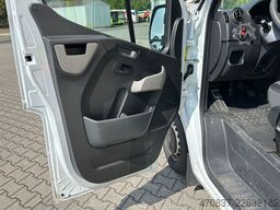 RENAULT Master / Rettungswagen Trage / Liege