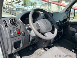 RENAULT Master / Rettungswagen Trage / Liege