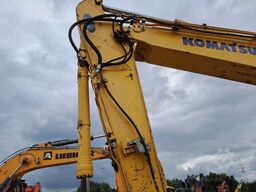 Komatsu HB 215 LC-2
