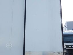 SCHMITZ CARGOBULL SKO 24/L V7 Doppelst./Trennwand vorber./617 Std.