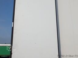 SCHMITZ CARGOBULL SKO 24/L V7 Doppelst./Trennwand vorber./617 Std.