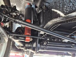 VOLKSWAGEN T 1 Samba mit Safarifenster