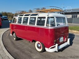 VOLKSWAGEN T 1 Samba mit Safarifenster