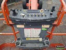 JLG 800AJ
