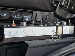 Volvo FMX 470 8x4 / 30t KABEL - CONTAINER SYSTEEM