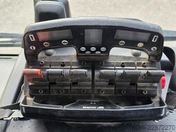 MAN TGS 35.500 8x4 KRAAN/CONTAINER/KIPPER!! AFSTAND...