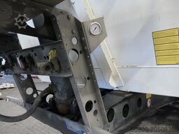 SCHMITZ CARGOBULL SKI 24 SL 7.2, Stahl, 26m³, Rollplane, Luft-Lift