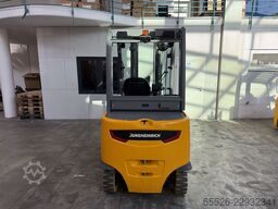 Jungheinrich EFG 425 / Triplex 5500 mm / NEUGERÄT