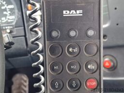 DAF CF 250 6x2*4 - Hooklift - HIAB 102 Crane - Manu...