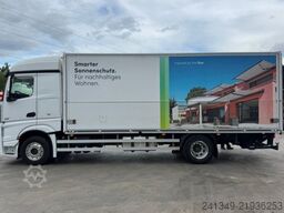 MERCEDES-BENZ Actros 1842 mit Seitenöffnung und Kran