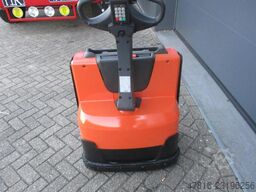 TOYOTA LWE140