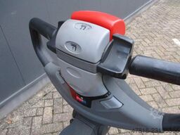 TOYOTA SWE120S