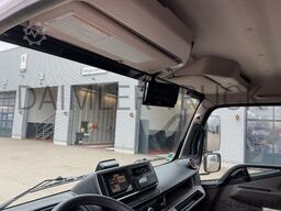 FUSO Mitsubishi eCanter 9C18 L-Bat4x2 Koffer LBW