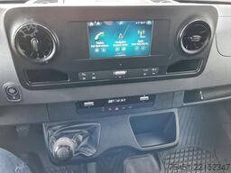 Mercedes-Benz Sprinter 317 Kasten Autom RWD KAMERA MBUX PDC TEMPO