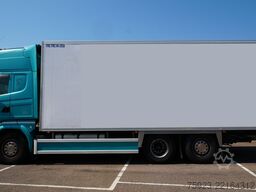 Scania R 490 6x2 Frigo truck