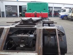 Scania P420 6x4 steelsprings