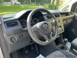 VOLKSWAGEN CADDY MAXI REGALS. TEMP. 4MOTION DACHTRÄ. KLIMA