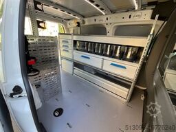 VOLKSWAGEN CADDY MAXI REGALS. TEMP. 4MOTION DACHTRÄ. KLIMA