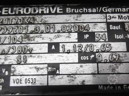 SEW-EURODRIVE R302DT71K4