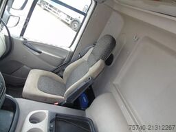 DAF CF 65.220 + LIFT