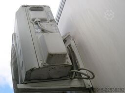 MAN 8.163 Friseurgeschäft Salon mit 4 Plätzen 7,49t