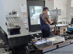 HAAS UMC-750