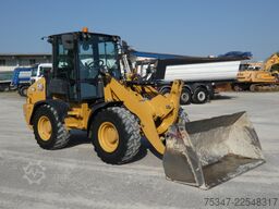 Caterpillar 908