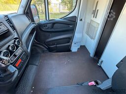 IVECO Daily 70C17 Koffer mit Ladebordwand