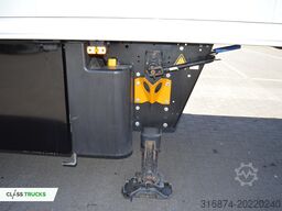 SCHMITZ CARGOBULL SKO FP 45 ThermoKing SLXi 300