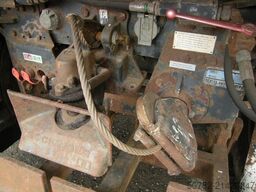 MERCEDES-BENZ Unimog U1250 mit Kran MKG 105