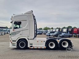 Scania R530 V8 NGS Highline 6x2 - Show truck - BUFFL i...