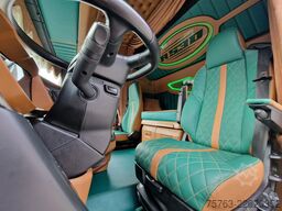 Scania R530 V8 NGS Highline 6x2 - Show truck - BUFFL i...